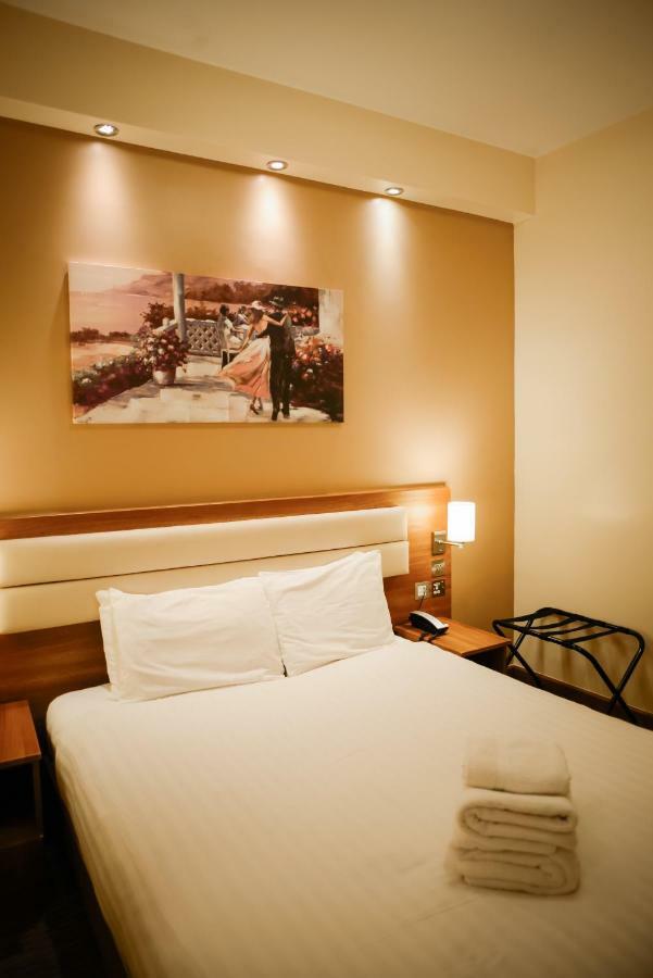 Airlink Hotel เฮส์ ภายนอก รูปภาพ